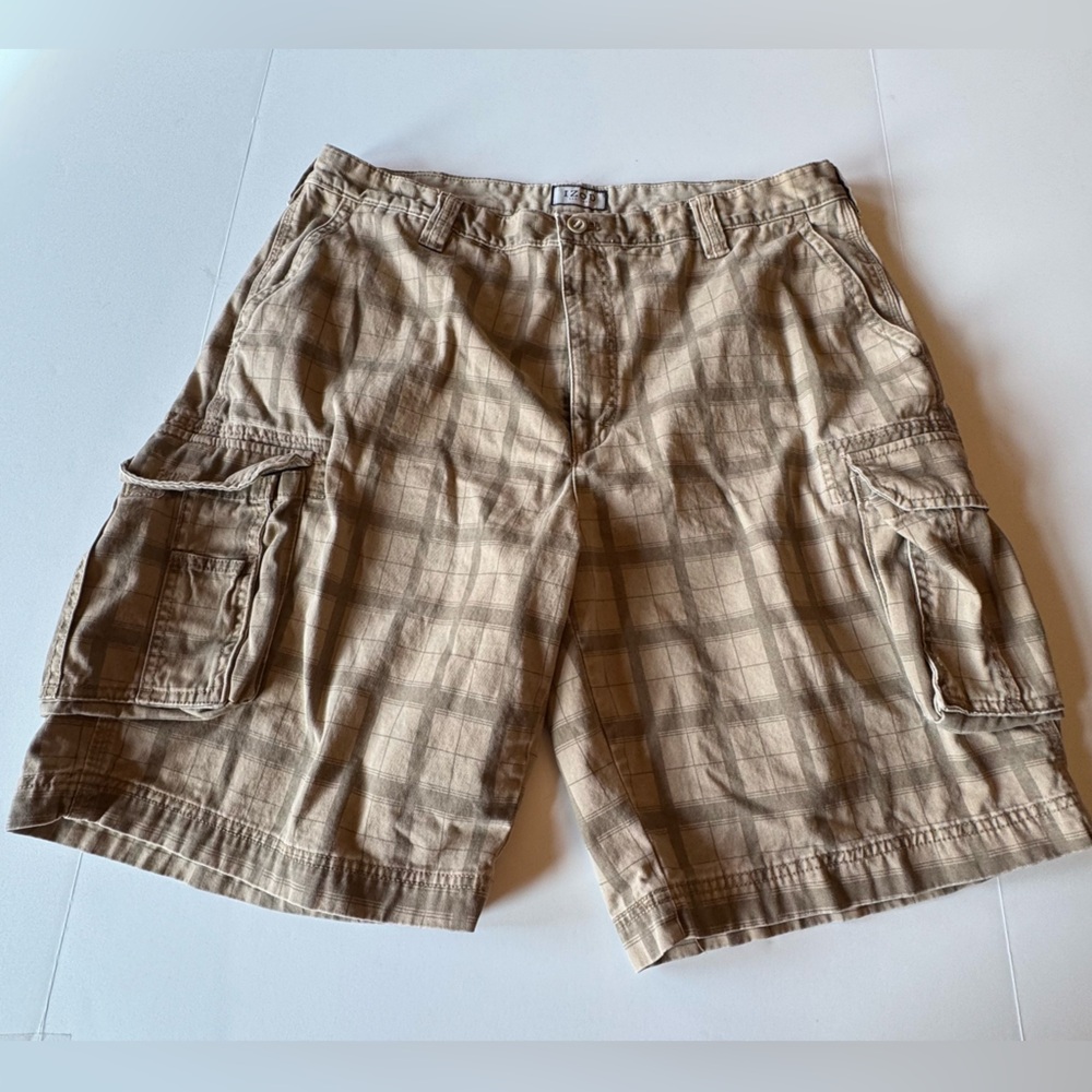 Izod Plaid Tan Cargo Shorts for Men